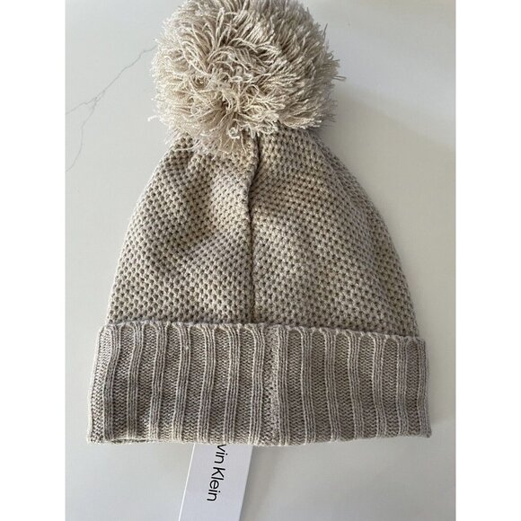 Calvin Klein Basket Stitch Knit Pom Beanie Hat Heathered Almond New! NWT - Picture 5 of 6